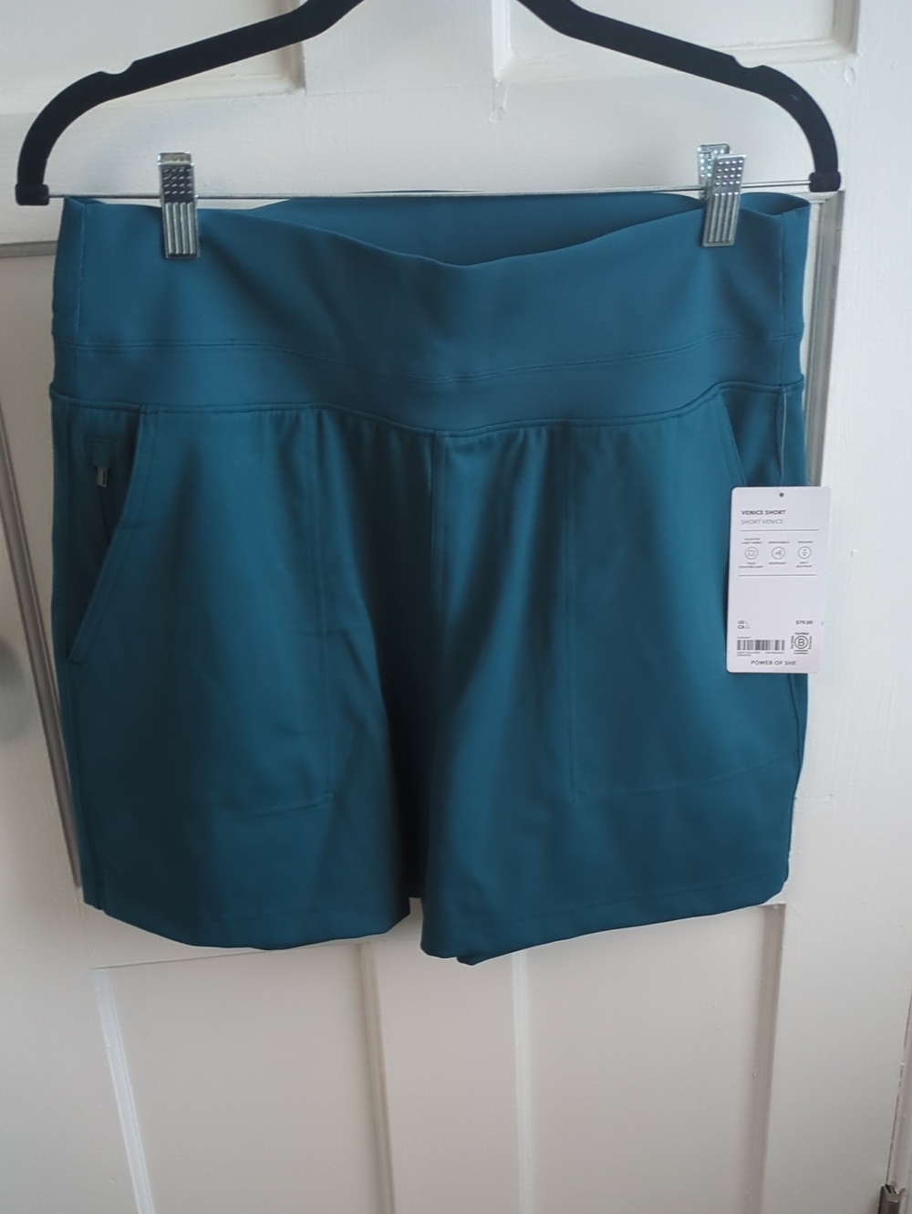 Athleta Venice Athletic Shorts in Teal with Wide Waistband